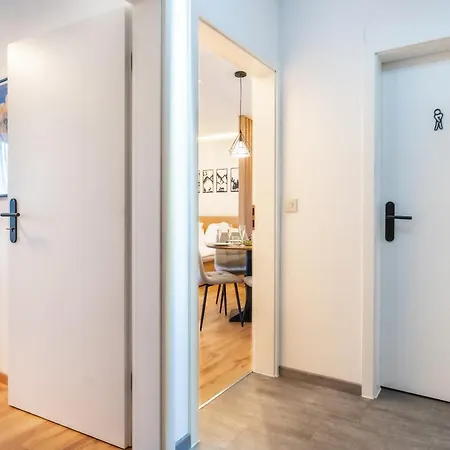 Apartment Zentrale Traumwohnung See&bahn In 2 Min *