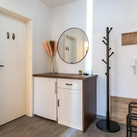 Apartamento Zentrale Traumwohnung & Bahn In 2 Min *